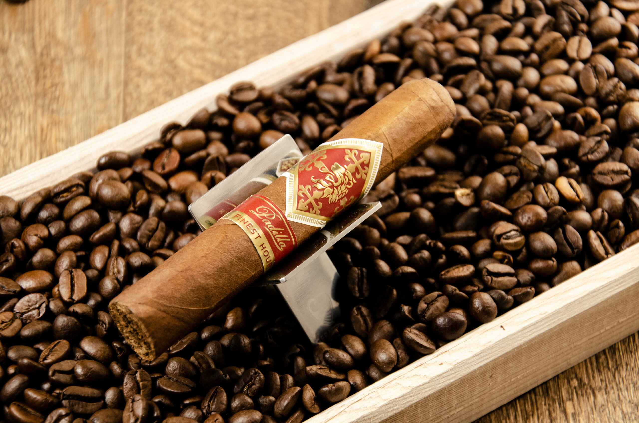 Padilla Finest Hour SUNGROWN Robusto
