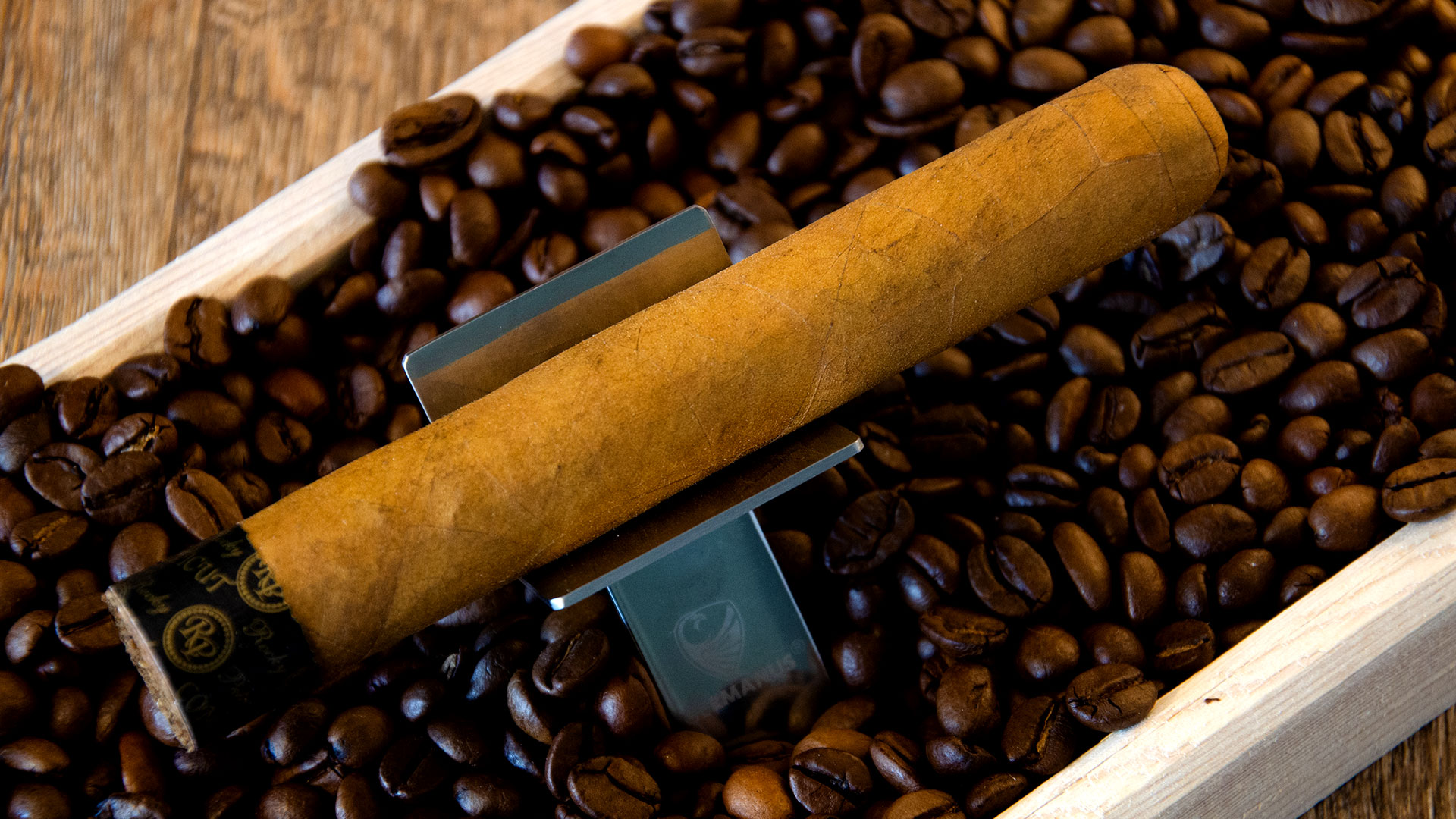 Rocky Patel The Edge Lite (Connecticut) Robusto