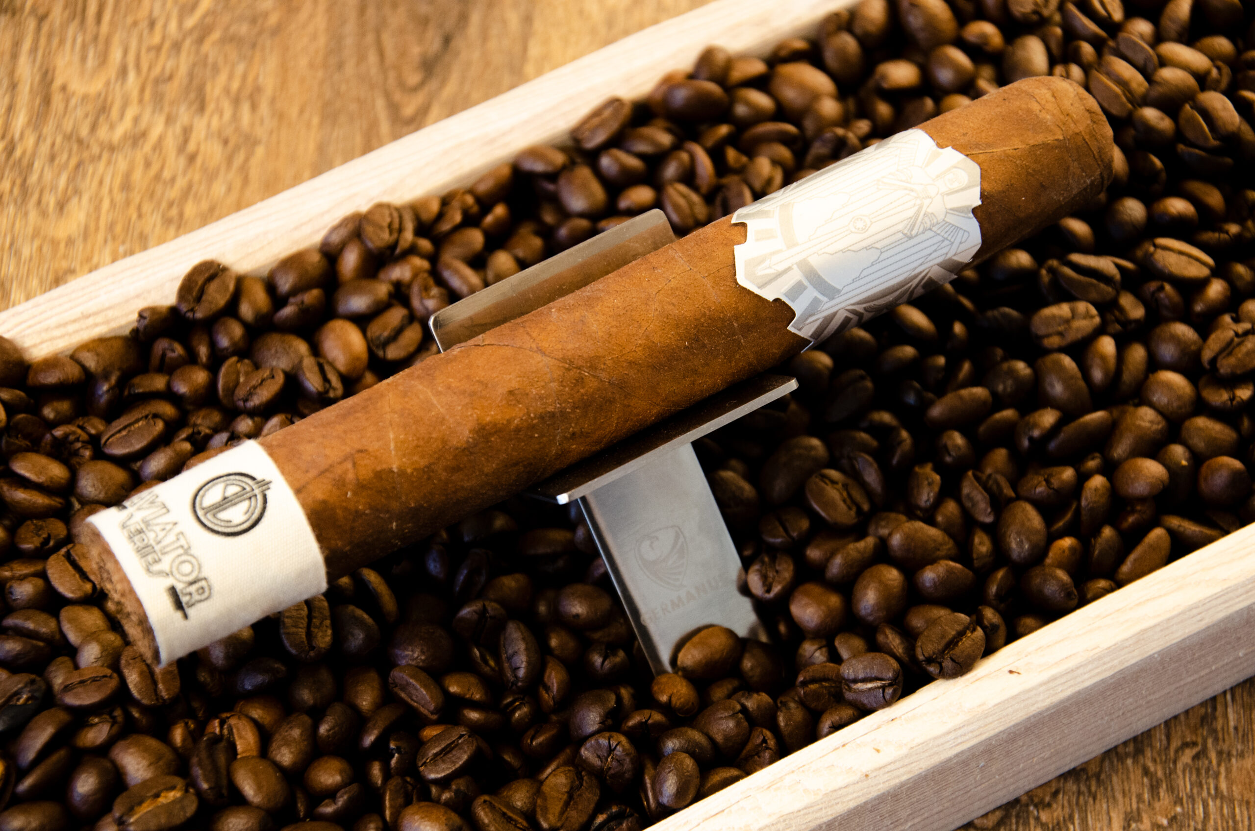 Principle Cigars Aviator Vainquer