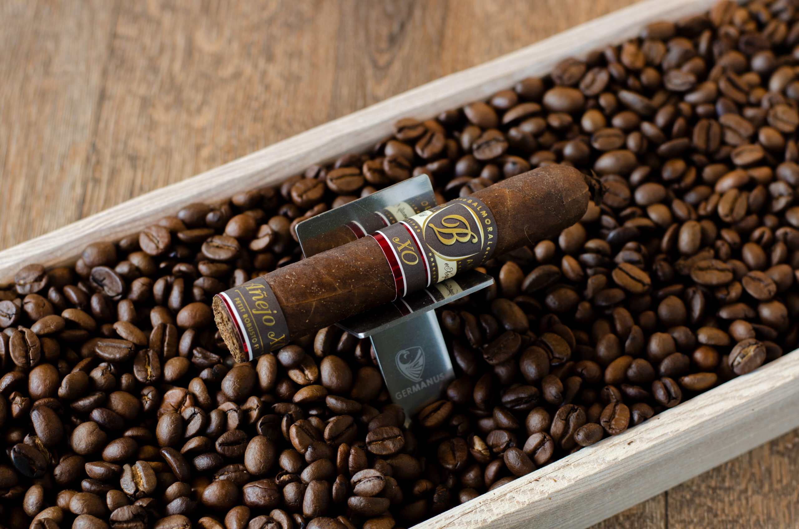 Balmoral Anejo XO Petit Robusto Flagtail