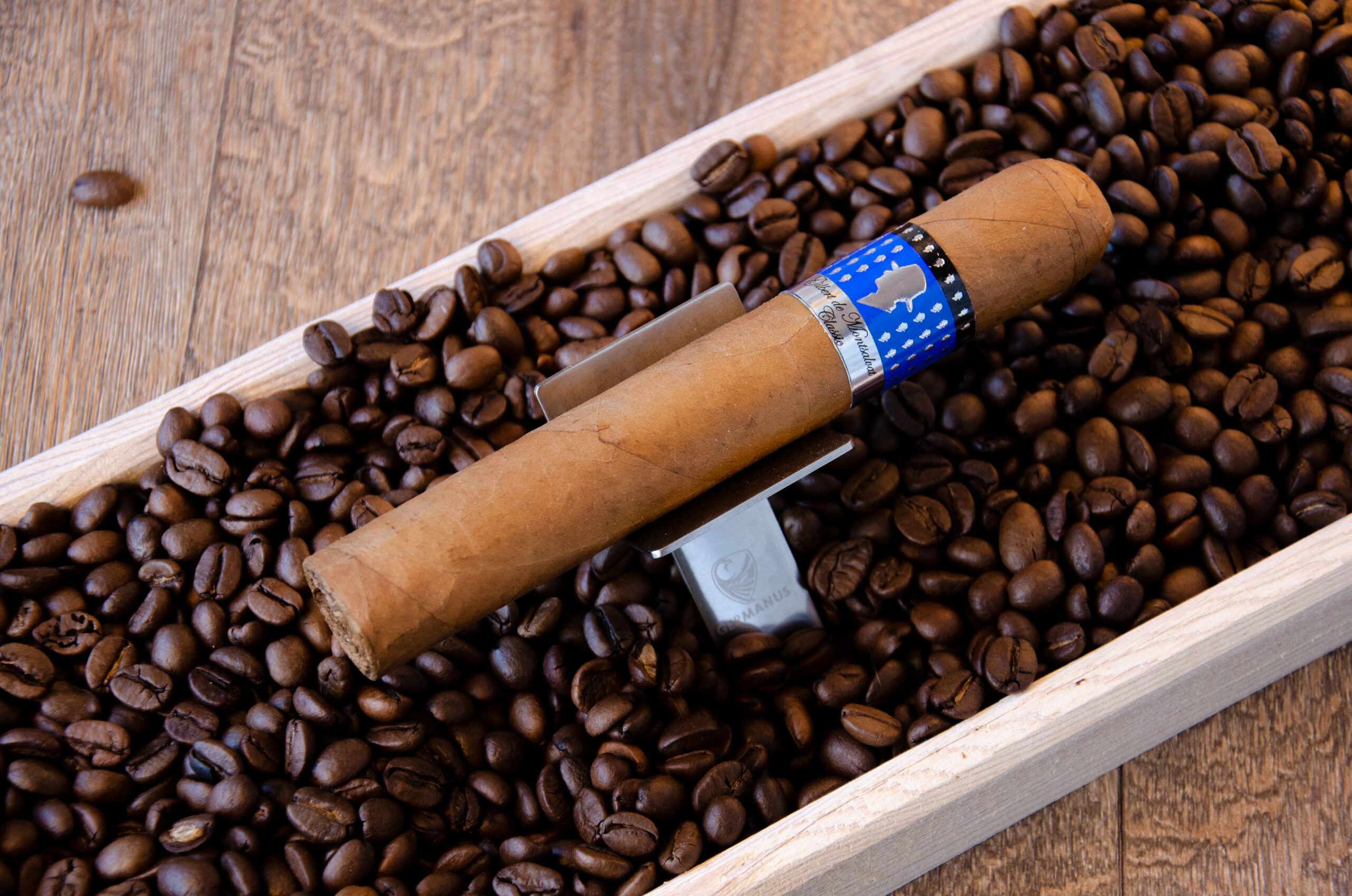 Gilbert de Montsalvat Magnum