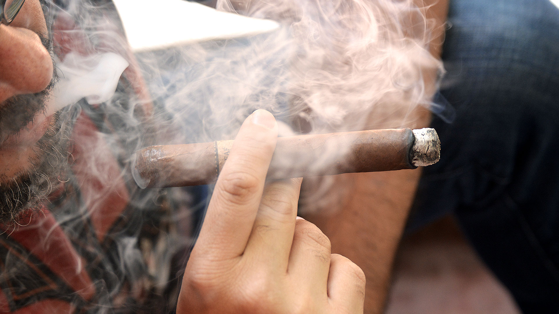 Smoke Spotlight Folge 1