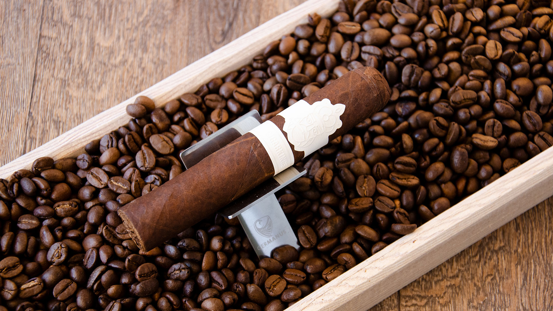 CigarKings Wide White