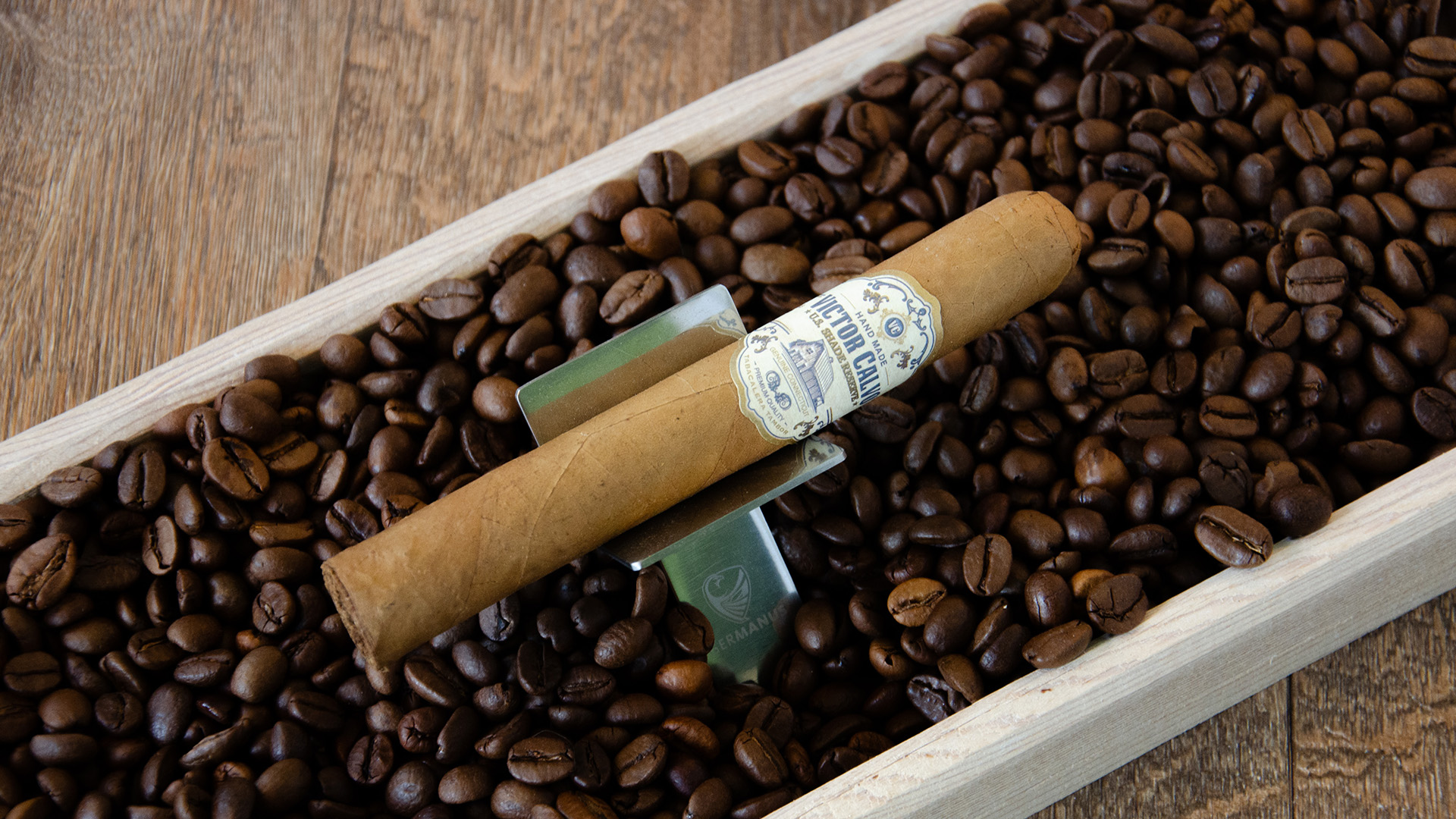 Victor Calvo US Shade