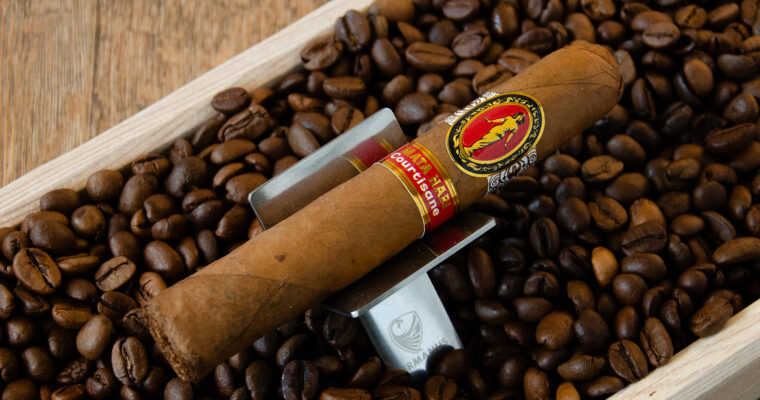 Mata Hari Courtisane