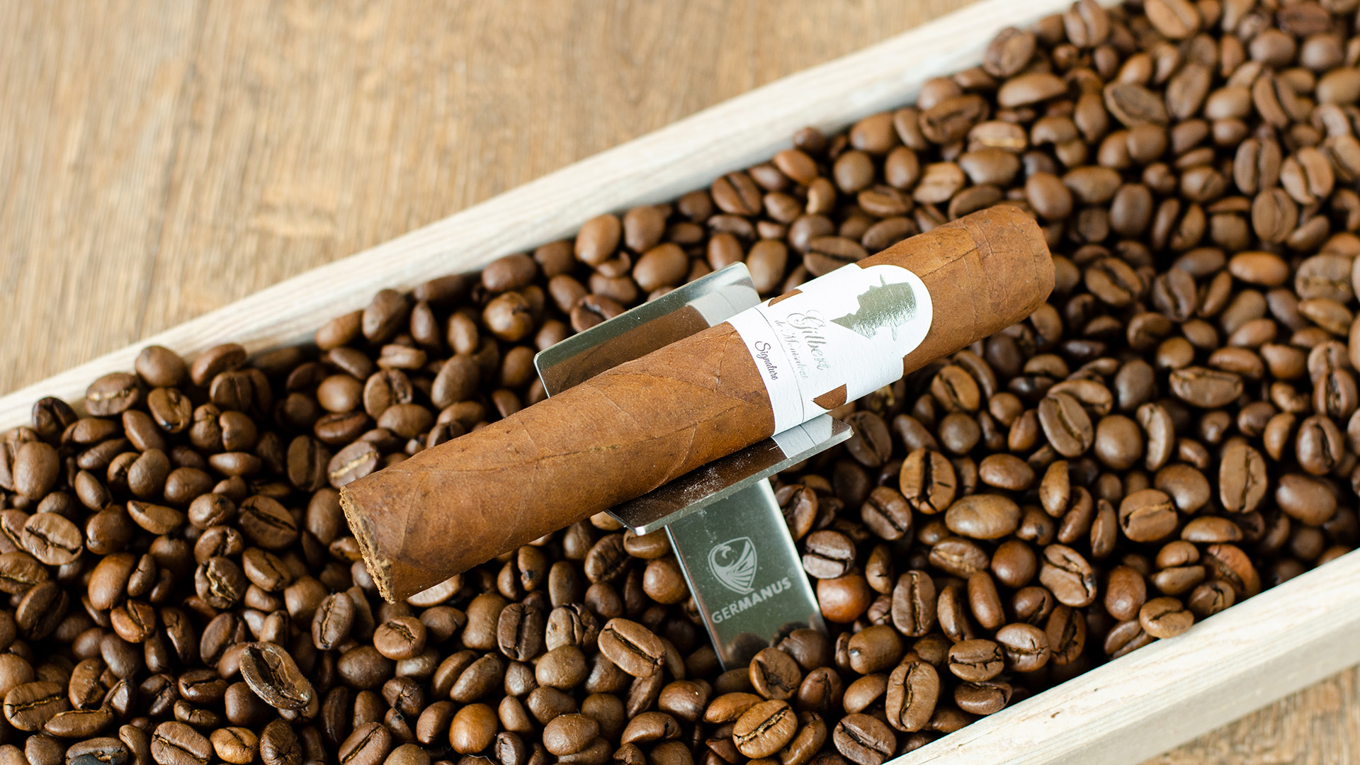 Gilbert de Montsalvat Signature